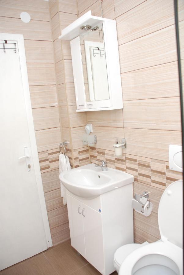 Apartment Danubius Donji Milanovac Exteriér fotografie
